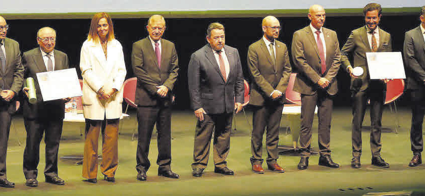 La ingeniería reivindica en una gala en Avilés su "compromiso social" con la región 3