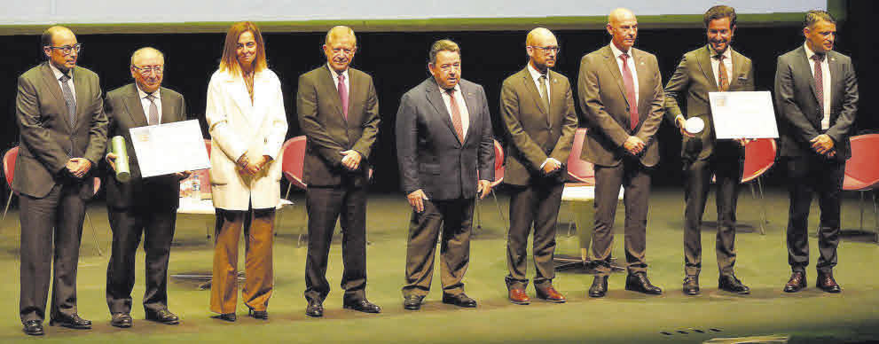 La ingeniería reivindica en una gala en Avilés su "compromiso social" con la región 1